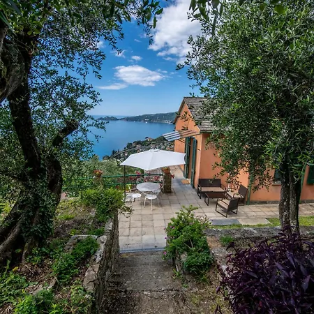 231b- Casa Sant'ambrogio Vista Mare, 2 Chilometri Dal Centro Di E Dal Mare *