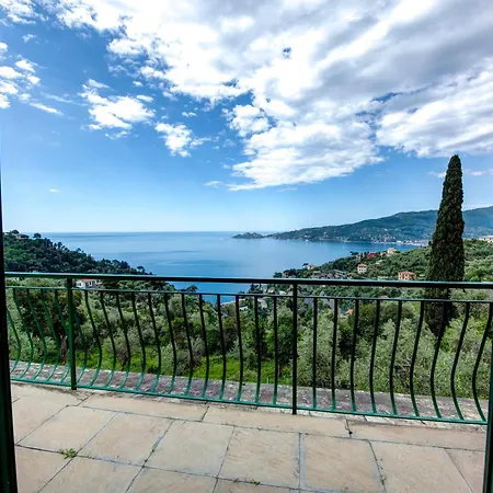 231b- Casa Sant'ambrogio Vista Mare, 2 Chilometri Dal Centro Di E Dal Mare
