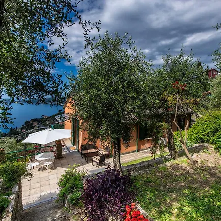 231b- Casa Sant'ambrogio Vista Mare, 2 Chilometri Dal Centro Di E Dal Mare *