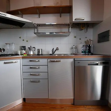 Appartement 231b- Casa Sant'ambrogio Vista Mare, 2 Chilometri Dal Centro Di E Dal Mare *